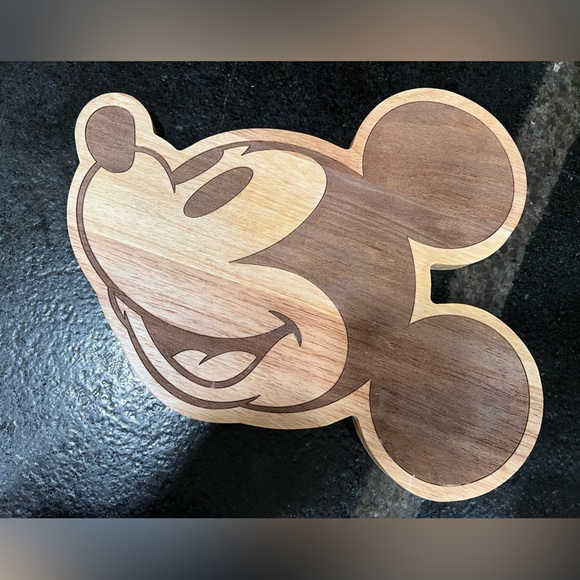 Disneys Mickey Mouse Cutting Board - Cheese board
14" L x 11" W x 0.75" H - Picture 3 of 5
